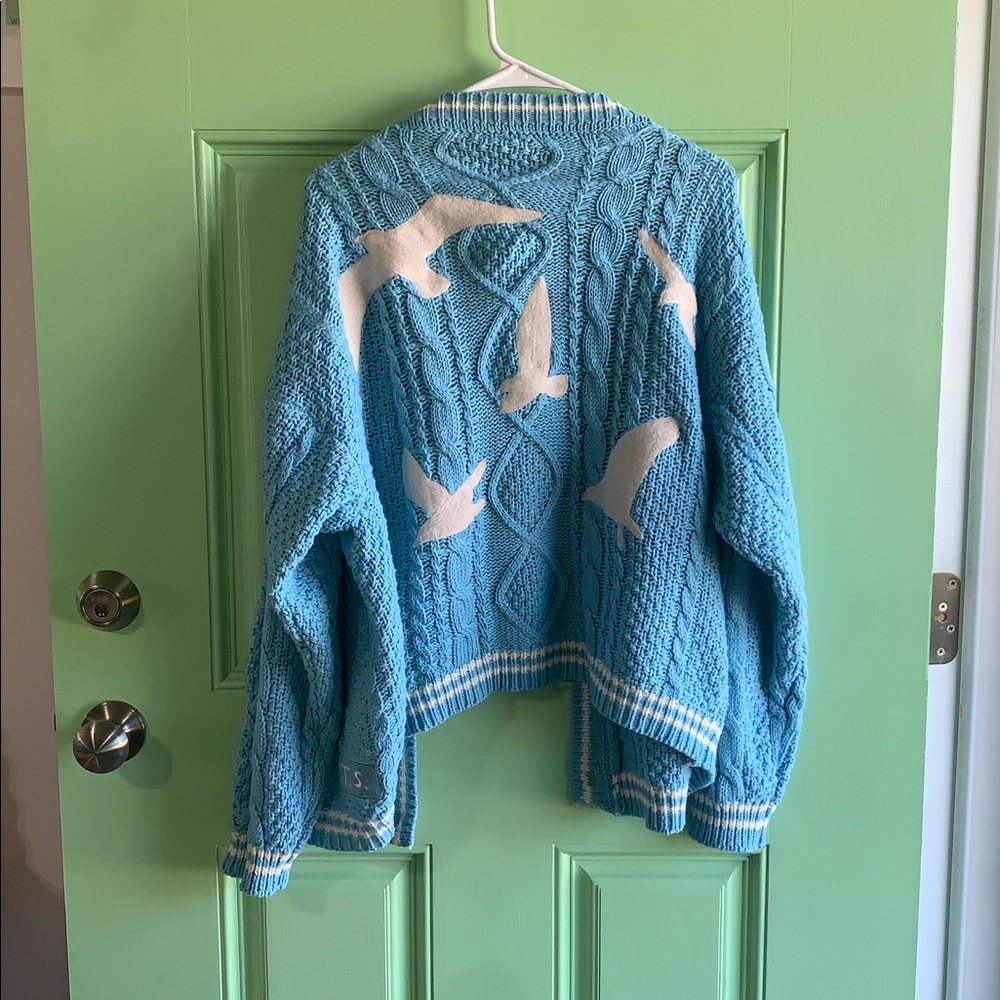 Taylor Swift 1989 Cardigan Woman’s size Medium/Large - Picture 4 of 5